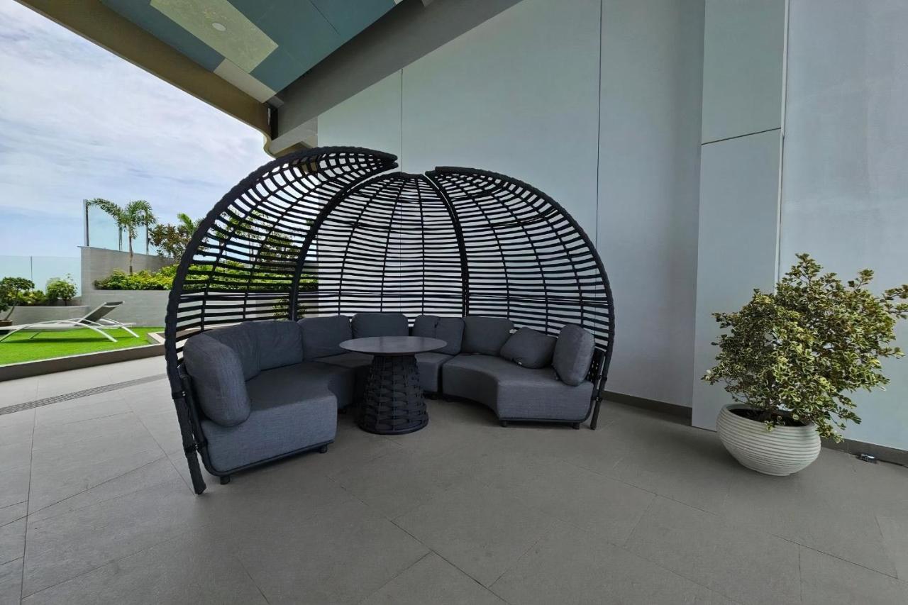 Luxury Sea View Room Beach Front Luxury Jomtien Beach Esterno foto